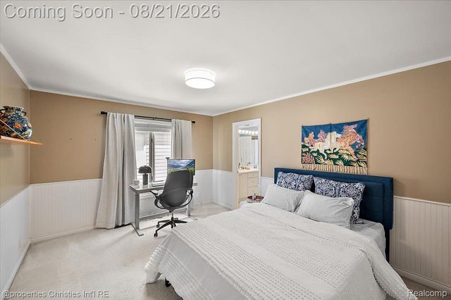 2010 Northlawn Boulevard, Birmingham, MI 48009