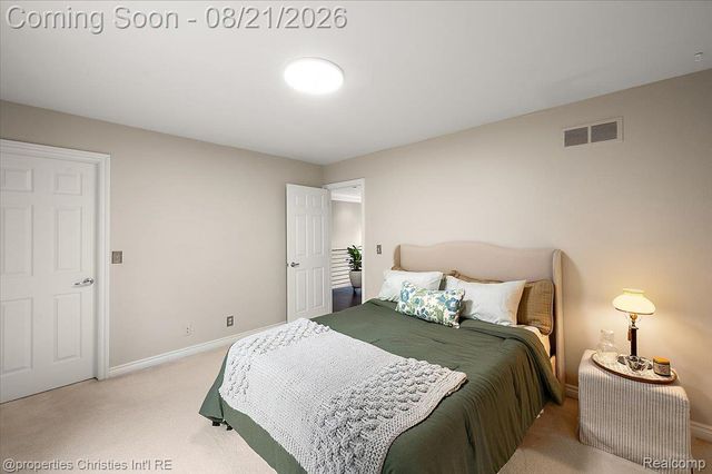 2010 Northlawn Boulevard, Birmingham, MI 48009