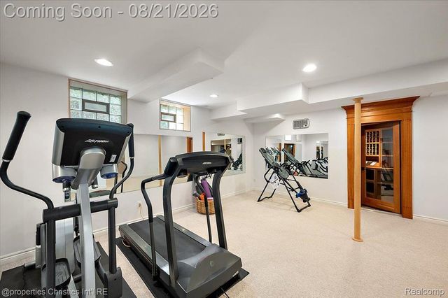 2010 Northlawn Boulevard, Birmingham, MI 48009
