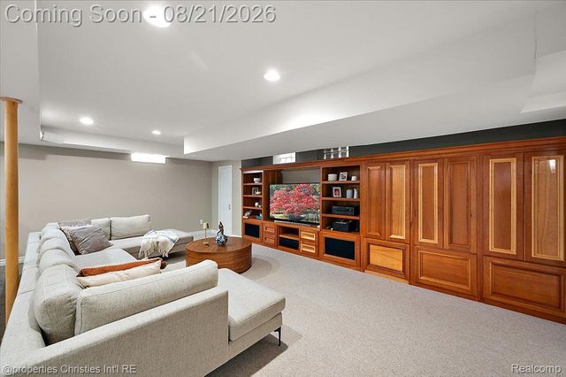 2010 Northlawn Boulevard, Birmingham, MI 48009