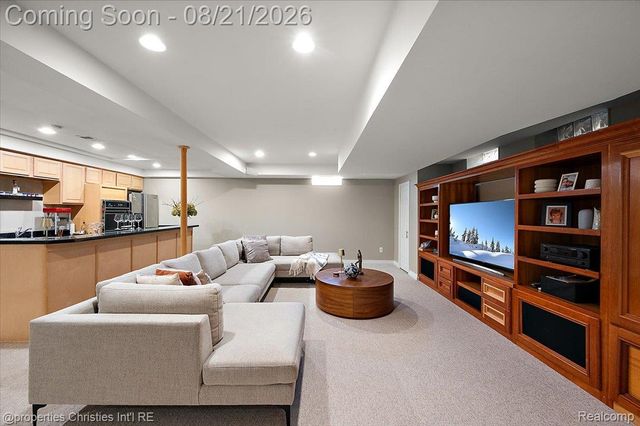 2010 Northlawn Boulevard, Birmingham, MI 48009