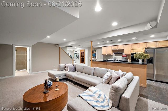 2010 Northlawn Boulevard, Birmingham, MI 48009