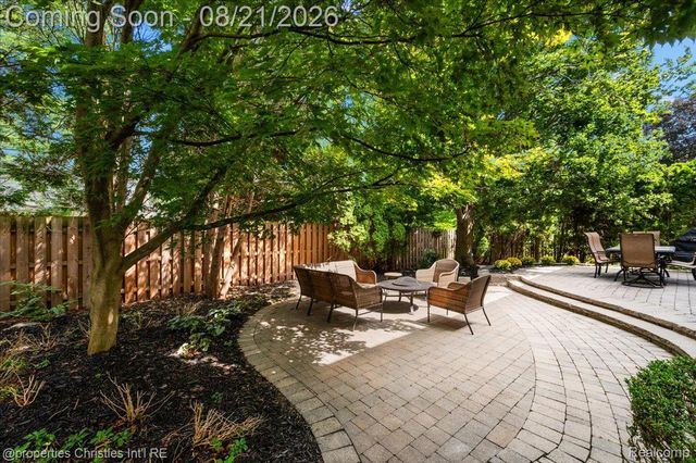 2010 Northlawn Boulevard, Birmingham, MI 48009
