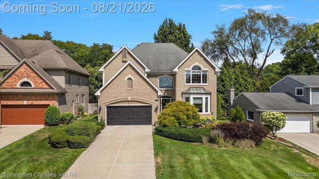 2010 Northlawn Boulevard, Birmingham, MI 48009