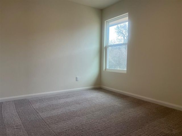 2033 Brush Creek Way, Newcastle, OK 73065