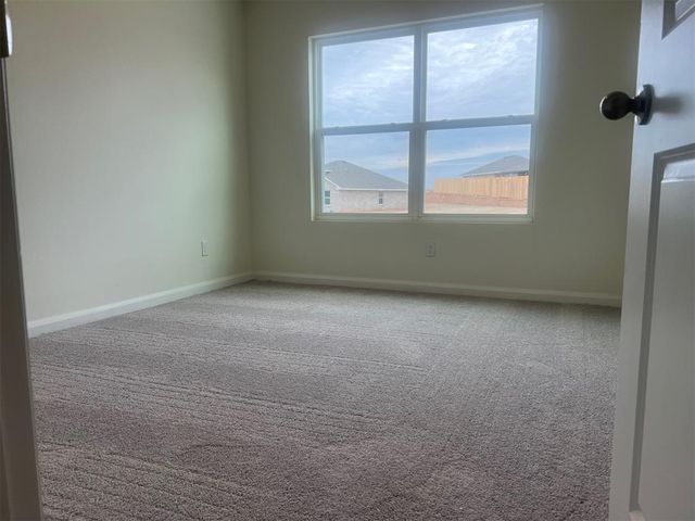 2033 Brush Creek Way, Newcastle, OK 73065