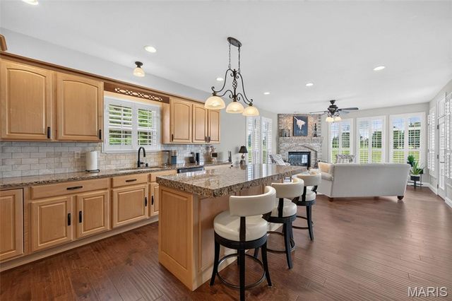 1693 Lancaster Drive, O'fallon, IL 62269