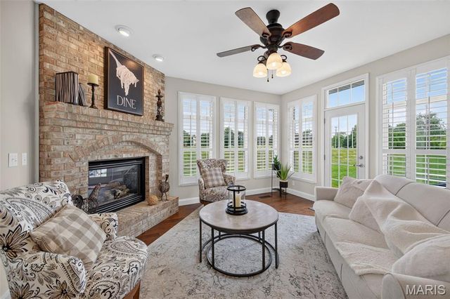 1693 Lancaster Drive, O'fallon, IL 62269