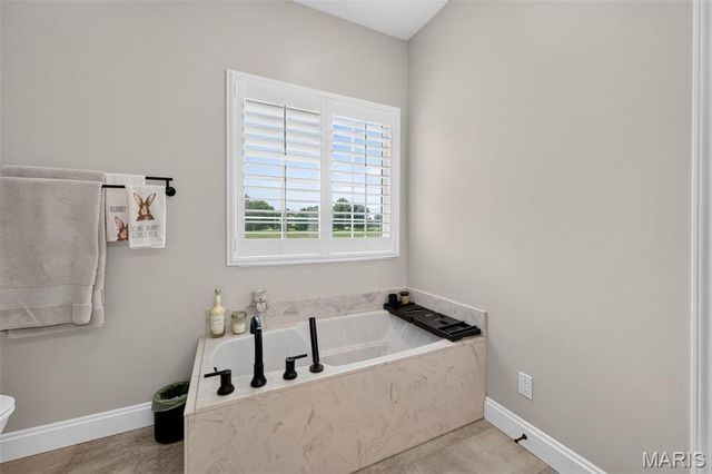 1693 Lancaster Drive, O'fallon, IL 62269