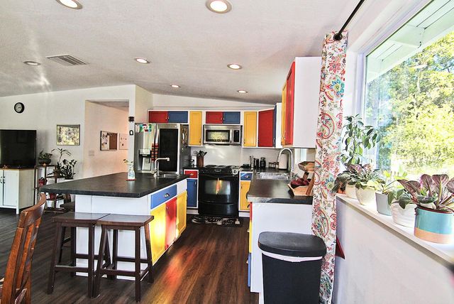 561 Tart Rd, St Augustine, FL 32084