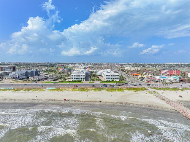 6102 Seawall Boulevard 217, Galveston, TX 77551