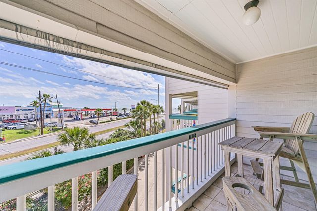 6102 Seawall Boulevard 217, Galveston, TX 77551