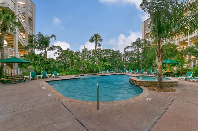 6102 Seawall Boulevard 217, Galveston, TX 77551