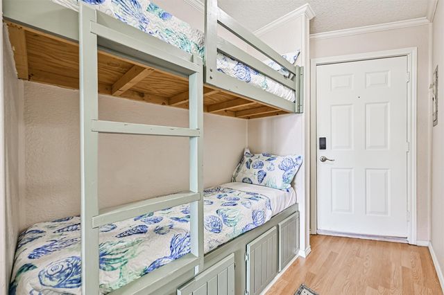 6102 Seawall Boulevard 217, Galveston, TX 77551
