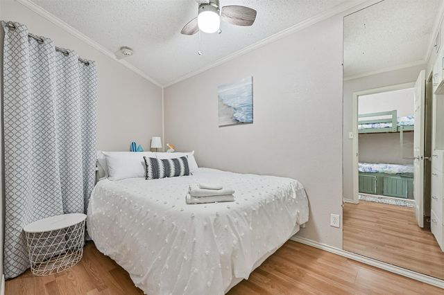 6102 Seawall Boulevard 217, Galveston, TX 77551
