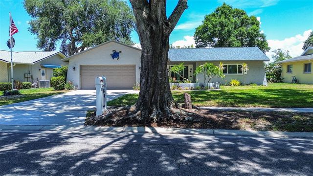 2481 MALCOLM DRIVE, Palm Harbor, FL 34684