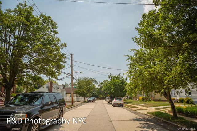 28 Harrison Avenue, Freeport, NY 11520
