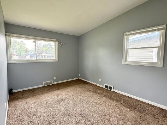 1133 Parkview Avenue, Chicago Heights, IL 60411