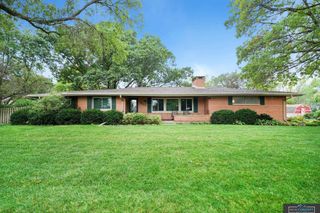 8121 A Street, Lincoln, NE 68510