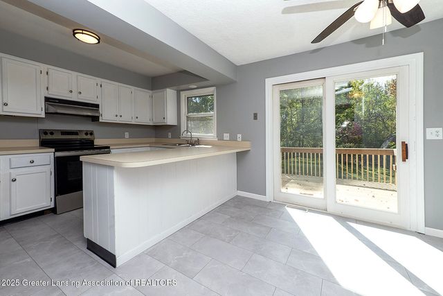 4939 W Columbia Road, Mason, MI 48854