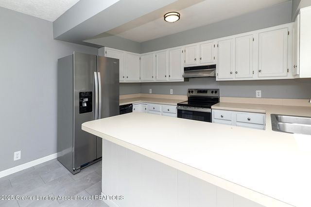 4939 W Columbia Road, Mason, MI 48854