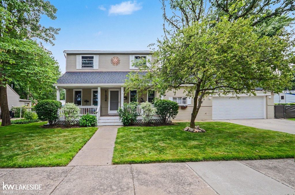 21806 Harper Lake Avenue, St Clair Shores, MI 48080