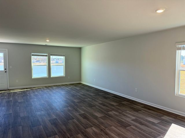 517 Cambria Dr, Longs, SC 29568