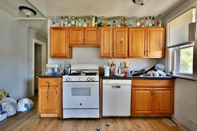 102 N Bassett - 502 W Mifflin Street, Madison, WI 53703