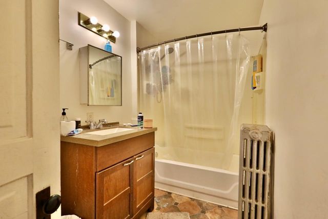102 N Bassett - 502 W Mifflin Street, Madison, WI 53703