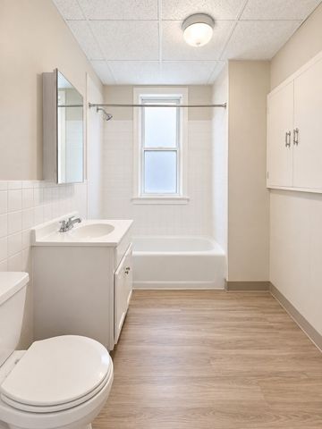 40 Jones Rd 4, Revere, MA 02150