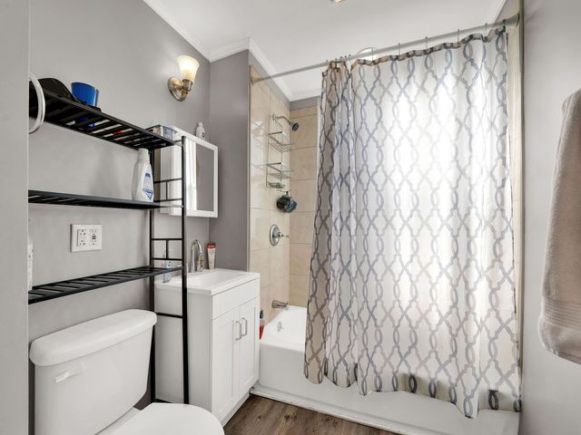 6333 S Whipple Street, Chicago, IL 60629