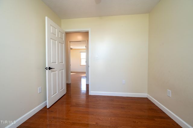 134 Nikki Circle, Church Hill, TN 37642