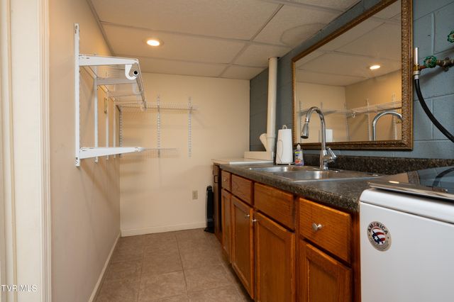 134 Nikki Circle, Church Hill, TN 37642