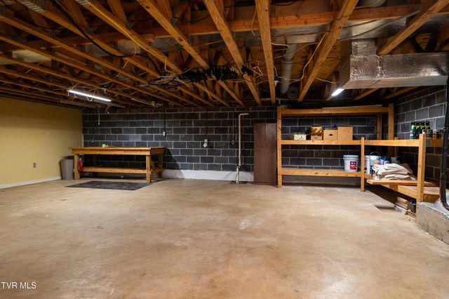 134 Nikki Circle, Church Hill, TN 37642