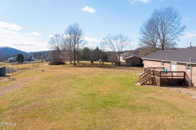 134 Nikki Circle, Church Hill, TN 37642