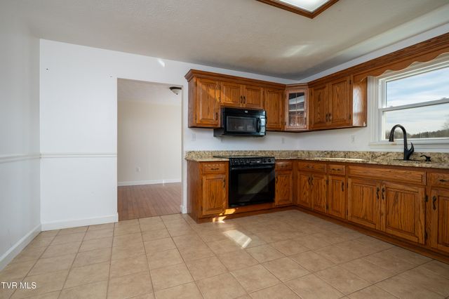 134 Nikki Circle, Church Hill, TN 37642