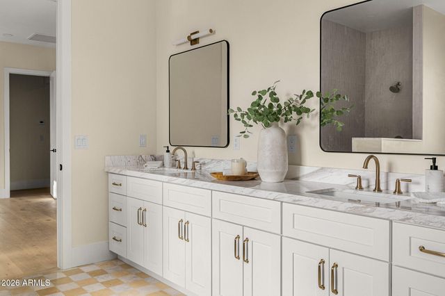 4314 E GLENROSA Avenue, Phoenix, AZ 85018