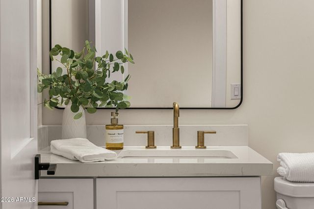 4314 E GLENROSA Avenue, Phoenix, AZ 85018