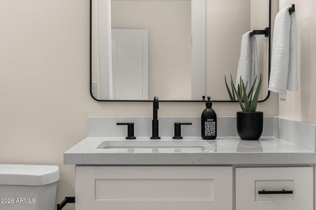 4314 E GLENROSA Avenue, Phoenix, AZ 85018