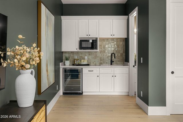 4314 E GLENROSA Avenue, Phoenix, AZ 85018