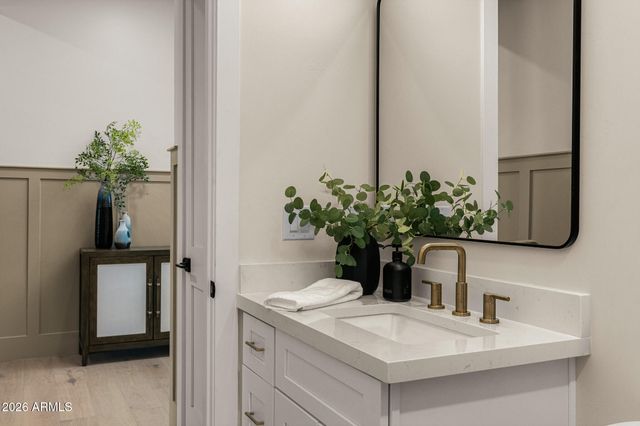 4314 E GLENROSA Avenue, Phoenix, AZ 85018