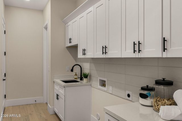 4314 E GLENROSA Avenue, Phoenix, AZ 85018