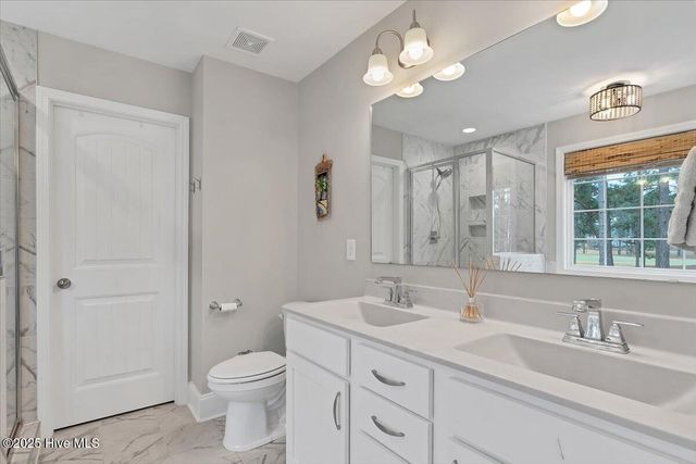 138 Warren Lake Road, Aberdeen, NC 28315