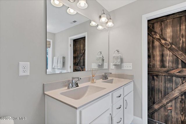 138 Warren Lake Road, Aberdeen, NC 28315