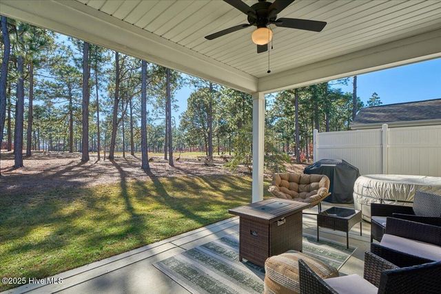 138 Warren Lake Road, Aberdeen, NC 28315