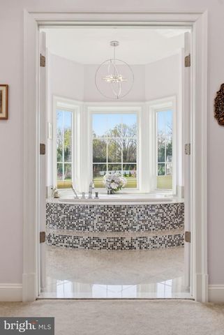 10708 LOCKLAND RD, Rockville, MD 20854