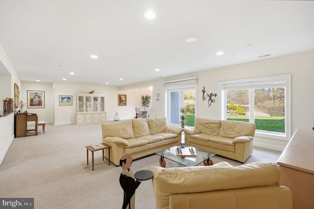 10708 LOCKLAND RD, Rockville, MD 20854