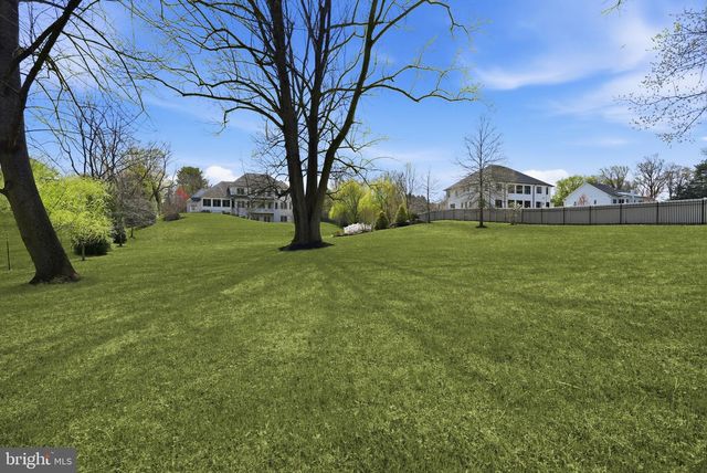 10708 LOCKLAND RD, Rockville, MD 20854