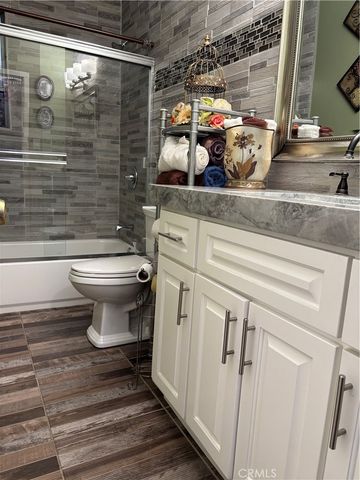 10870 Sampson, Lynwood, CA 90262