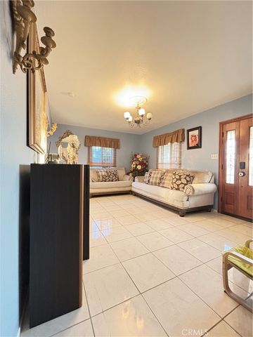 10870 Sampson, Lynwood, CA 90262